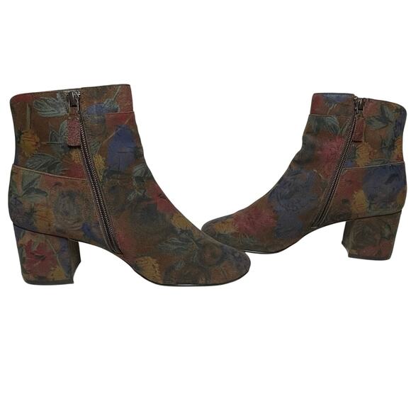 COLE HAAN Women’s Arden Grand Floral Leather Bootie 6.5B - Picture 5 of 8